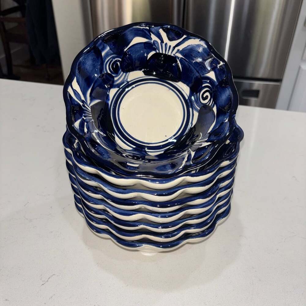 Set of 8 Hand-Painted Mexican Talavera Blue and White Scalloped Rim Soup Bowls